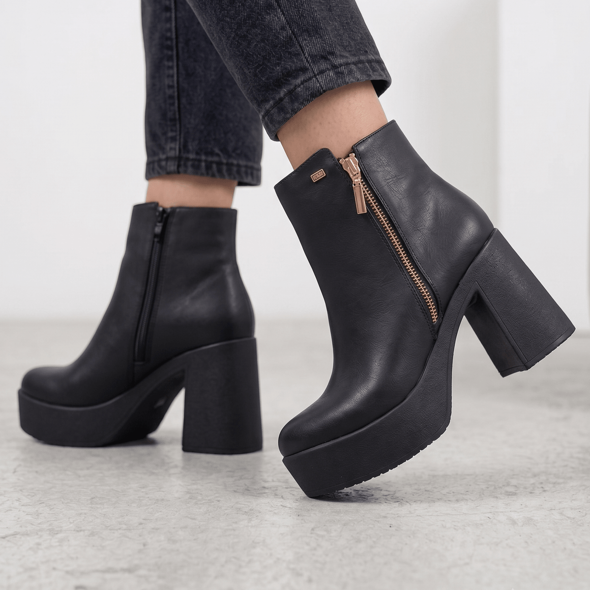 Botin Mujer Negro Plataforma Taco Cuadrado (BA147.E) - Gabybru Calzados