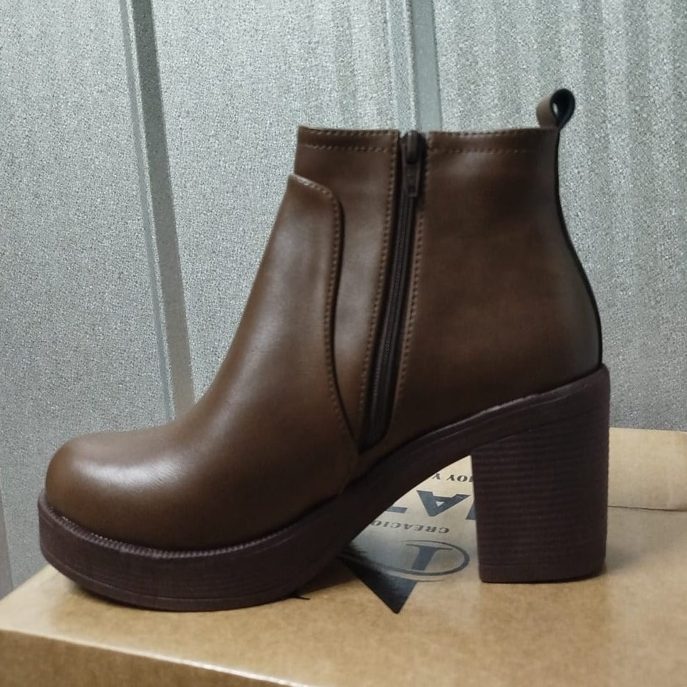 Botin Taco Grueso Cafe Eco cuero Mujer(BA55.Mr) - Gabybru Calzados