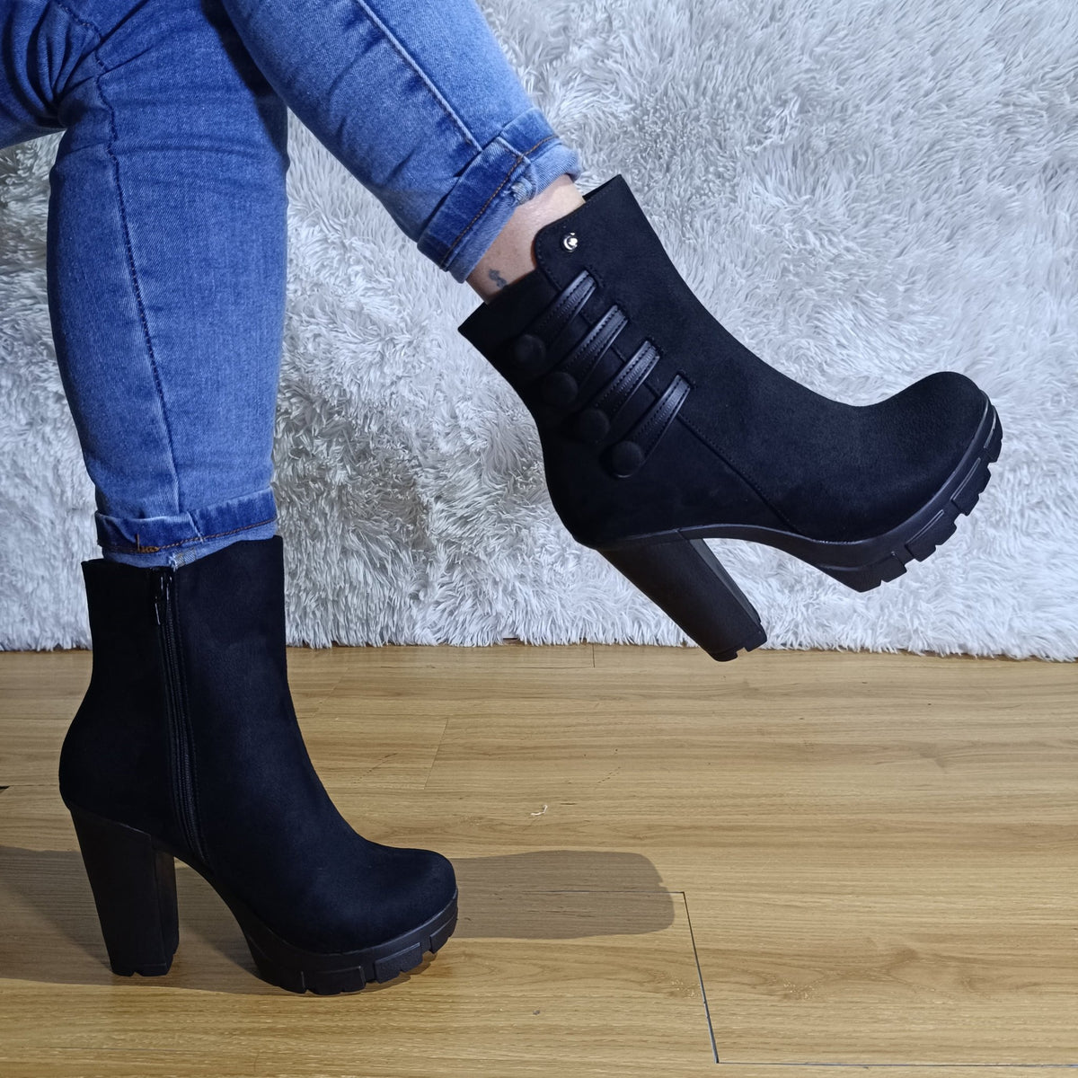 Botines Negro Mujer Taco Grueso Gamuza (BA73.N) - Gabybru Calzados