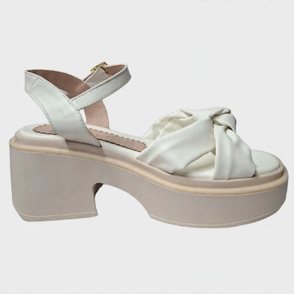 Sandalia Plataforma Blanca Taco Ancho - Cangrejera Cómoda SL160.BL | GabyBru (SL160.BL)