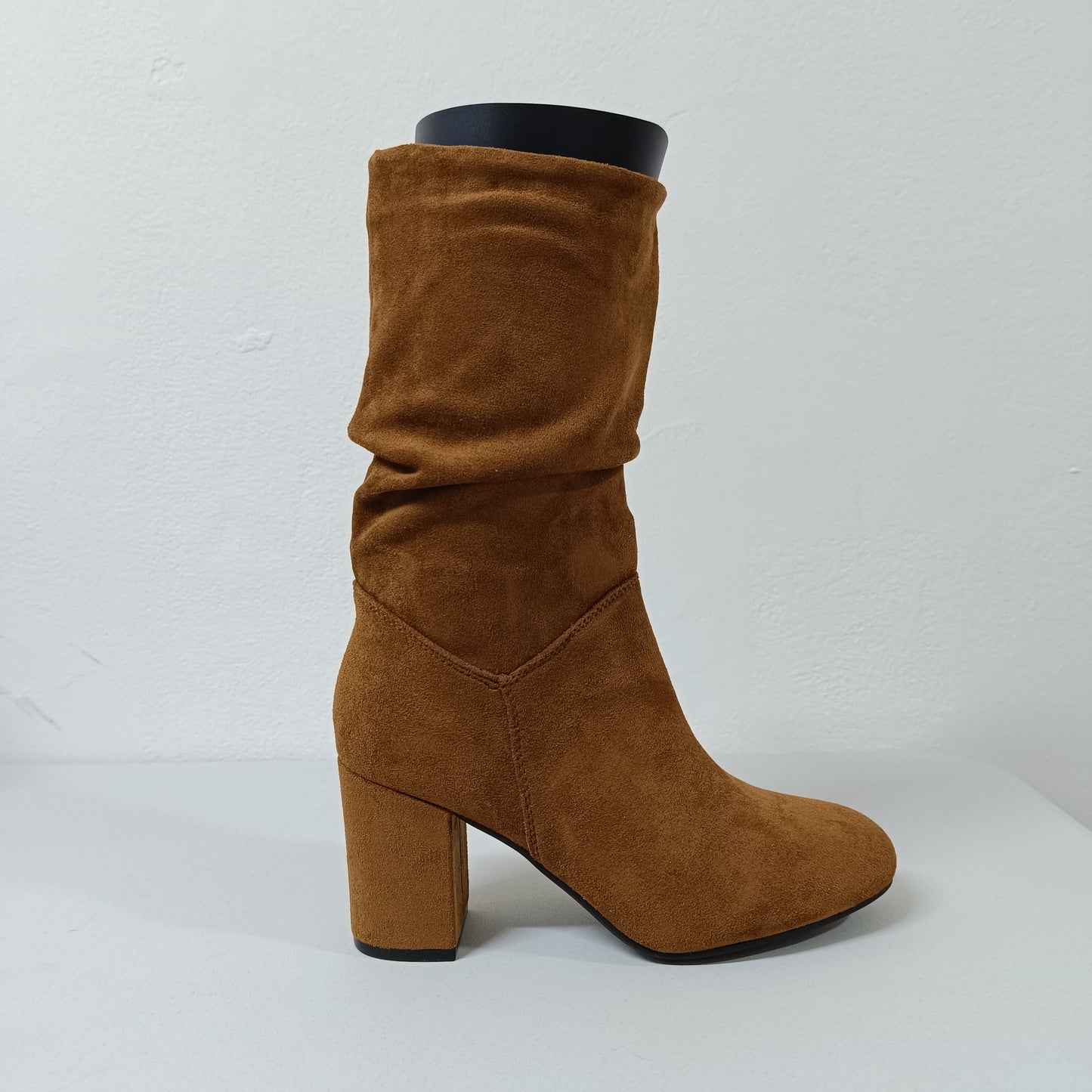 Bota de Mujer Alto Camel (BT26.Ca)