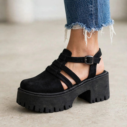 Sandalia Mujer Plataforma Negro Calada (SL90.N)