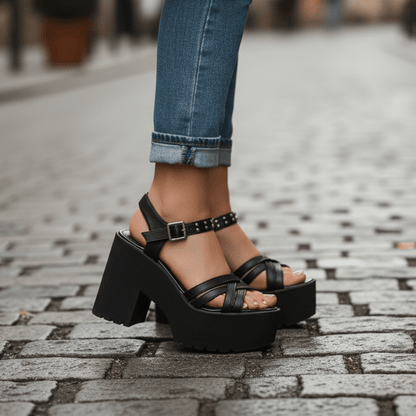 Sandalia de mujer negra (SL51.N) - Gabybru Calzados