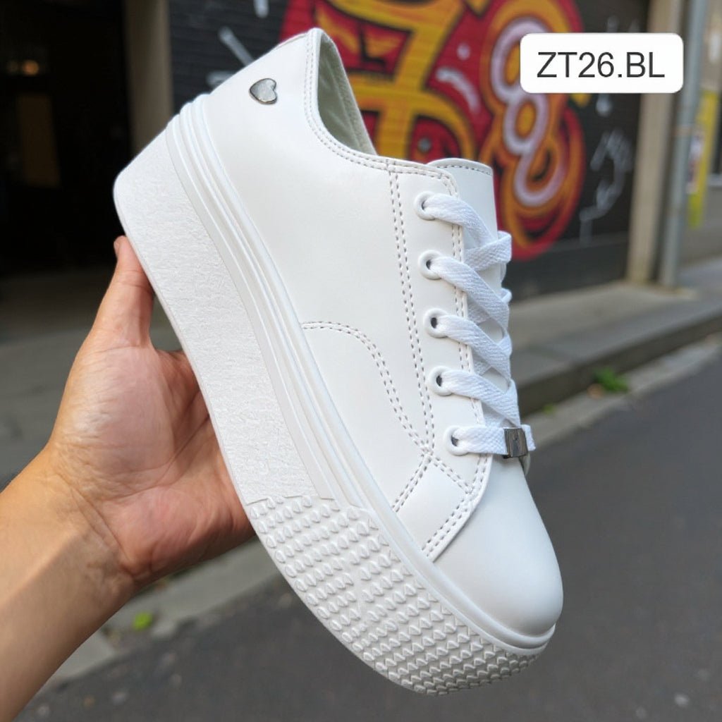Zapatilla Mujer Blanca (ZT26.BL) - Gabybru Calzados