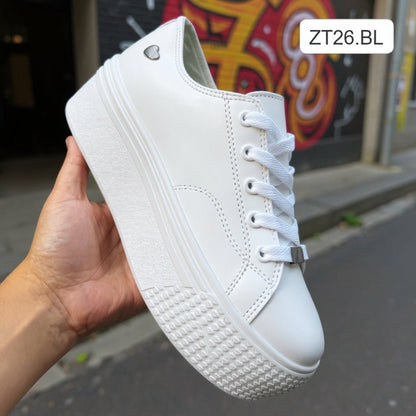 Zapatilla Mujer Blanca (ZT26.BL) - Gabybru Calzados