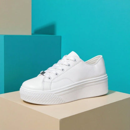 Zapatilla Mujer Blanca (ZT26.BL) - Gabybru Calzados