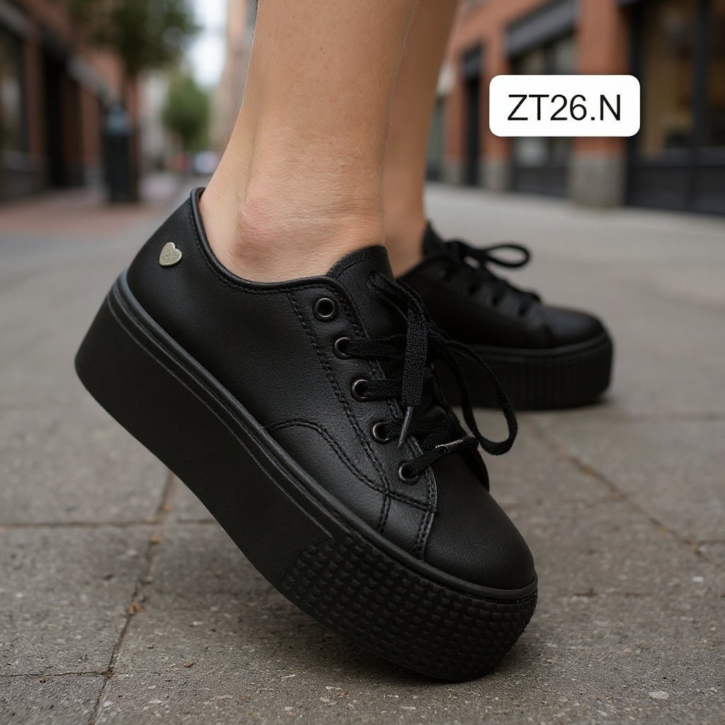 Zapatilla Mujer Negra (ZT26.N) - Gabybru Calzados
