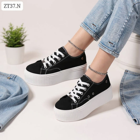 Zapatilla Mujer Negra (ZT37.N) - Gabybru Calzados