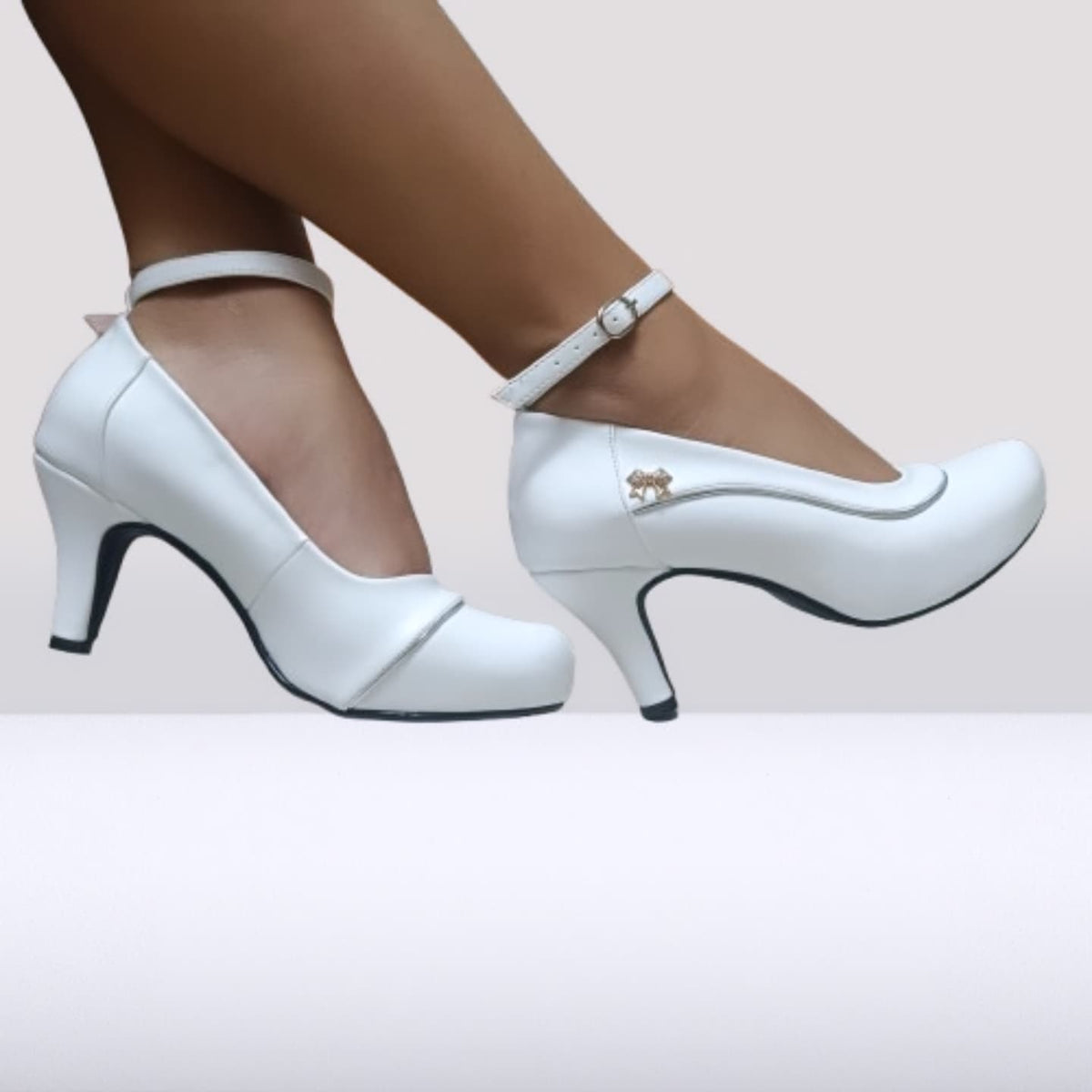 Zapato de mujer Blanco (E7.BL) - Gabybru Calzados